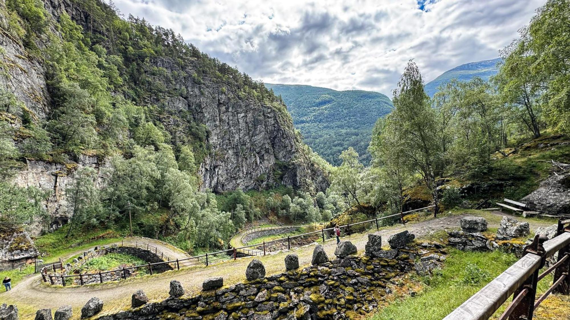 Mjosvang Kafe Vang I Valdres Экстерьер фото