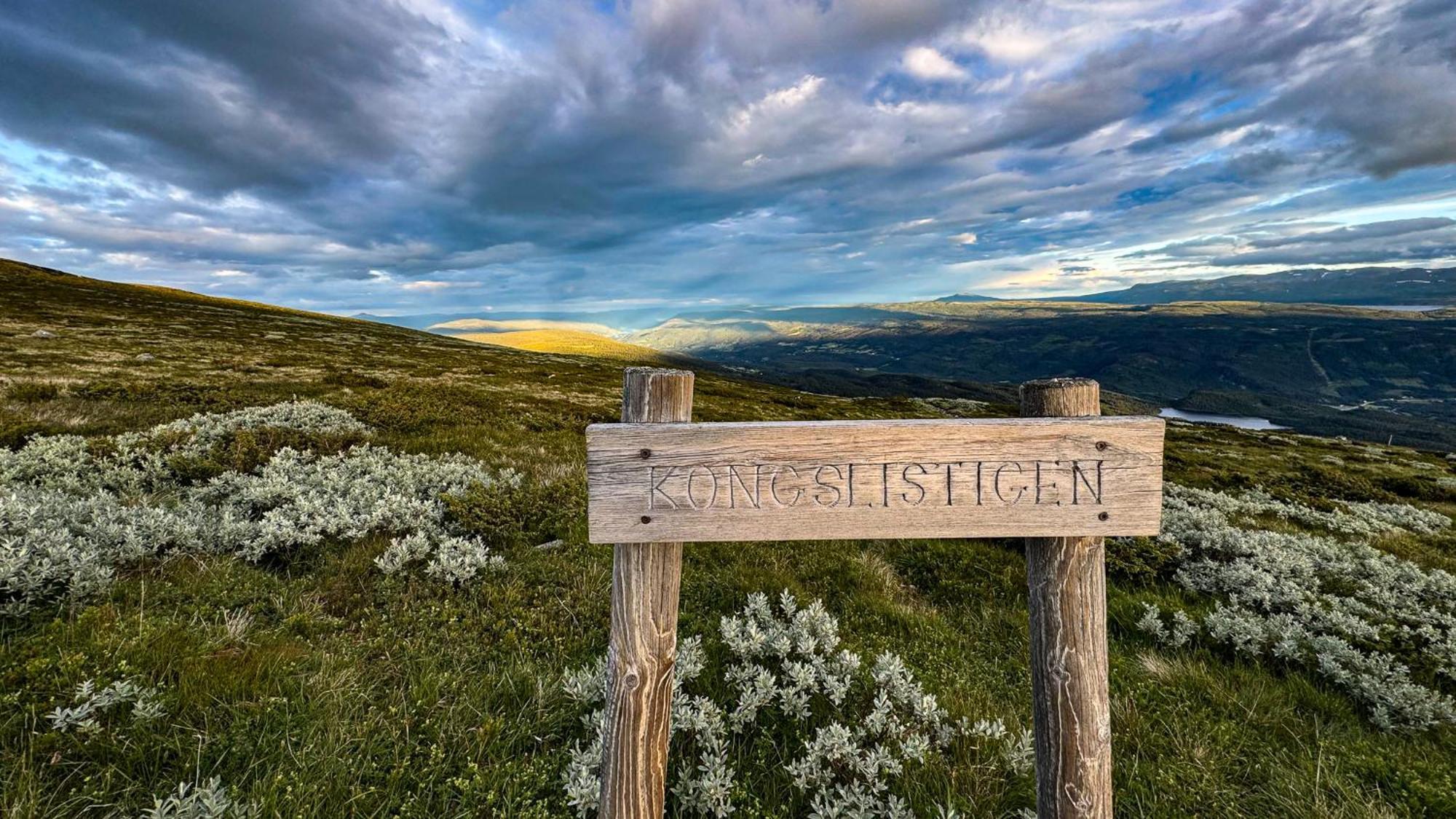 Mjosvang Kafe Vang I Valdres Экстерьер фото